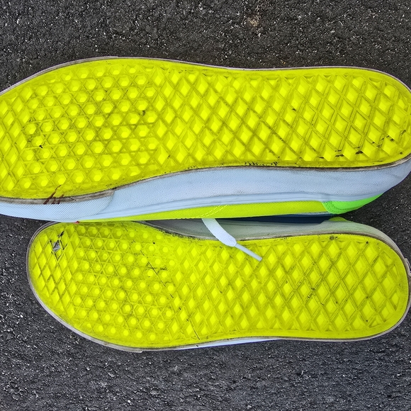 Vans Multicolor Sneakers - Picture 2 of 7